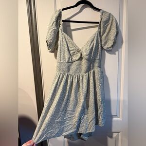 Abercrombie Cut Out Back (with shorts) Mini Puff Sleeve Dress *Like New*
